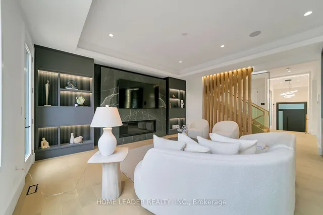 Additional image 9 of 169 Poyntz Ave