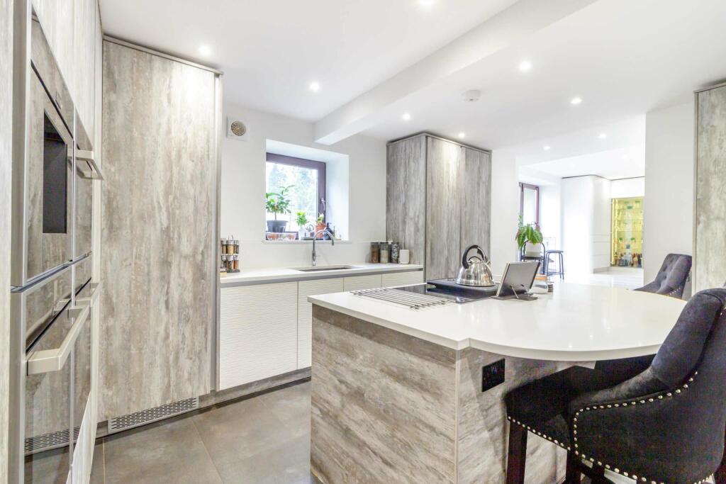 Additional image 14 of Rudry