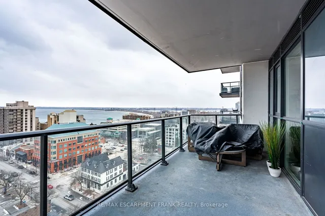 Additional image 23 of 2007 James St Unit 1305