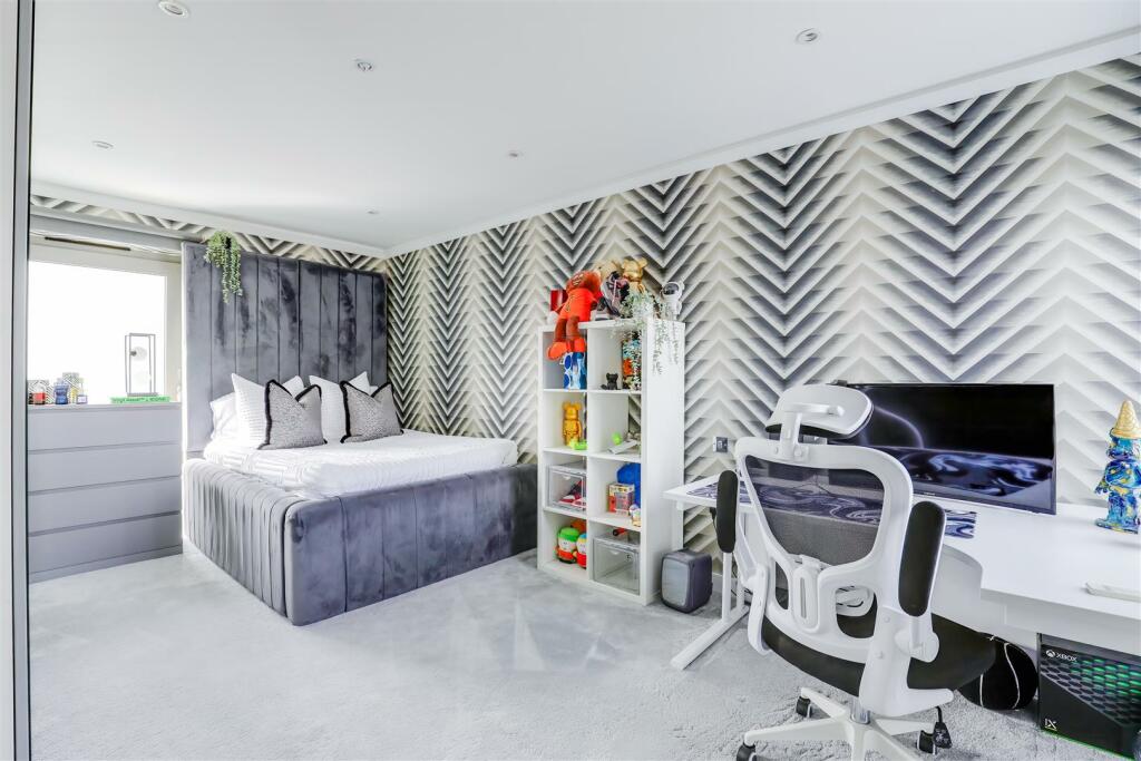 Additional image 26 of Sea View Court, Fontygary Road, Rhoose, Vale of Glamorgan, CF62 3FN