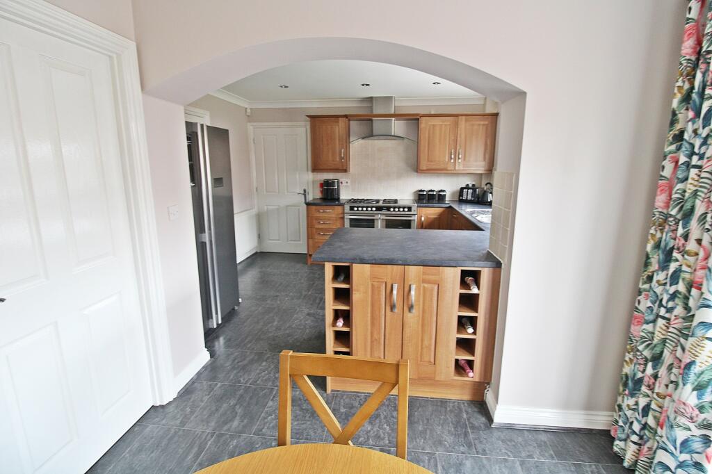 Additional image 14 of Nant-y-fron, Tonyrefail, Porth, Rhondda Cynon Taff. CF39 8HZ