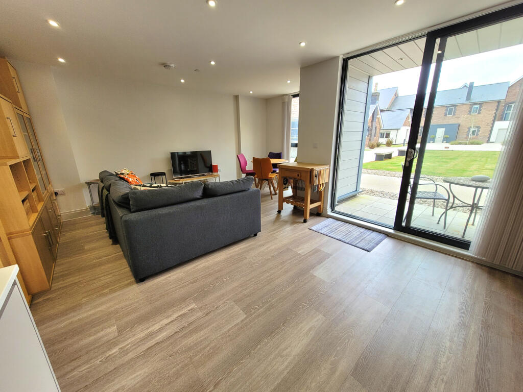 Additional image 6 of THE REST, REST BAY, PORTHCAWL, CF36 3UP