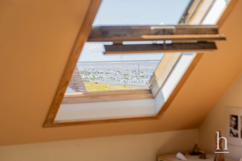 Additional image 34 of Roman Road, Meols, CH47