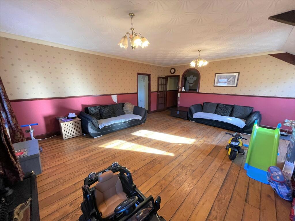 Additional image 32 of Mount Pleasant Hotel, Mountain Ash, CF45 3UF