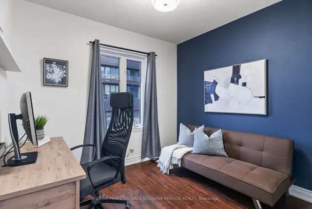 Additional image 19 of 22 Western Battery Rd Unit 106