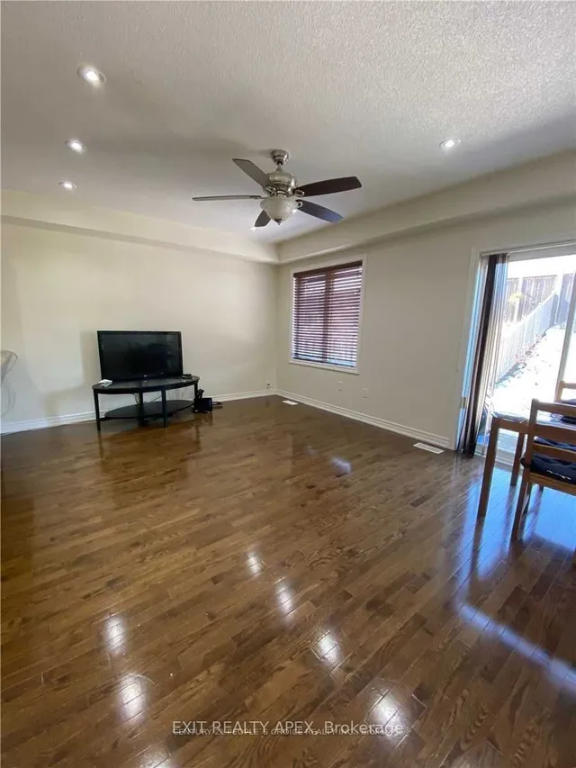 Additional image 3 of 343 Bussel Cres