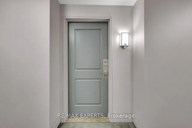 Additional image 6 of 65 E Liberty St Unit 818