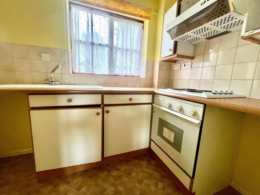 Additional image 4 of Wakefield Close, Great Chesterford, Saffron Walden