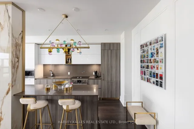 Additional image 6 of 151 Avenue Rd Unit 805