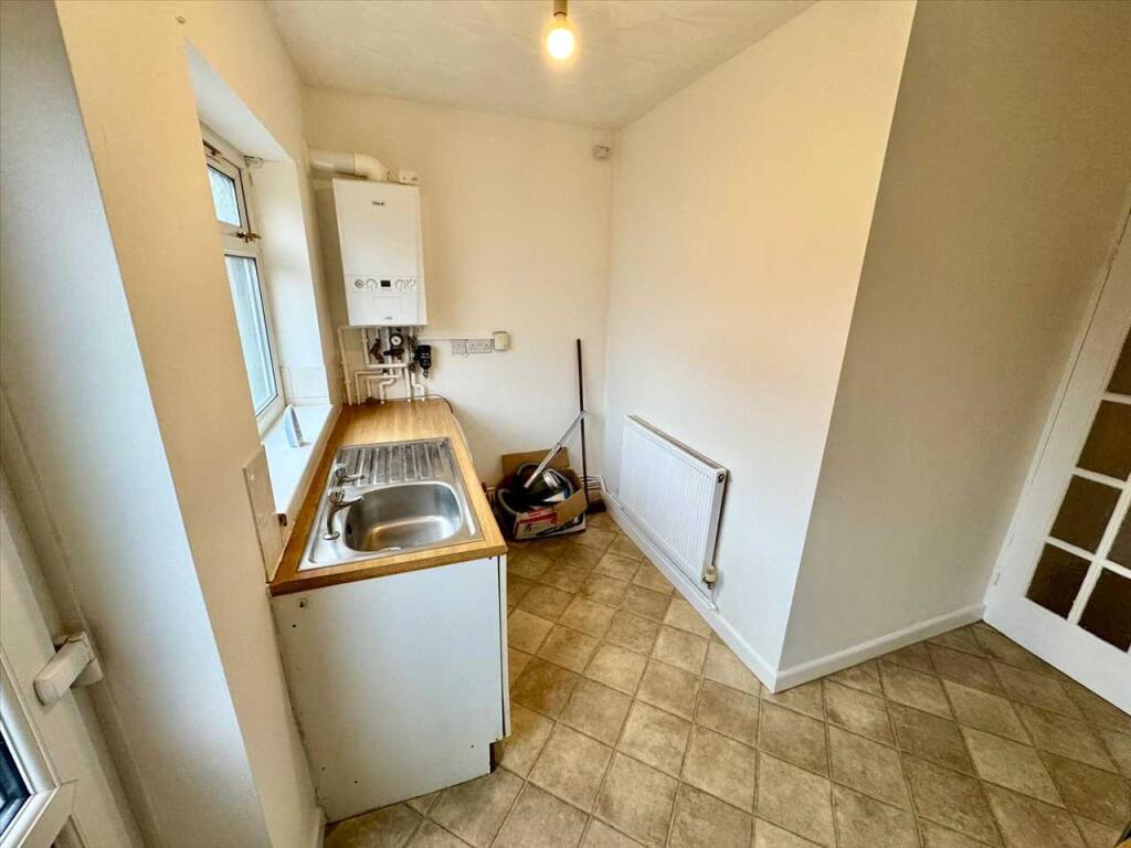 Additional image 8 of High Street, Porth