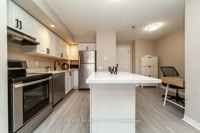 Additional image 10 of 5229 Dundas St Unit 907