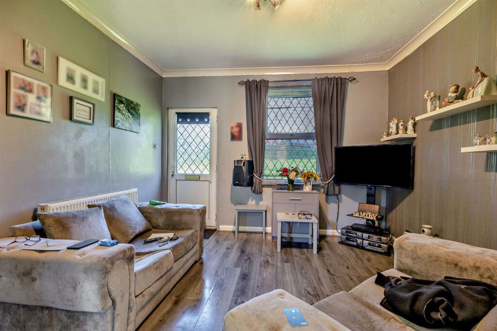 Additional image 15 of Flint