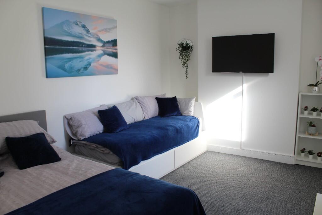 Additional image 6 of 77 John Street, Porthcawl CF36 3AY