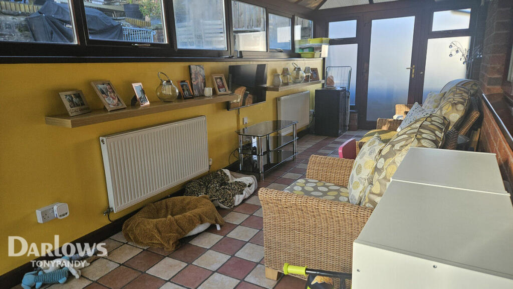 Additional image 17 of Ty Heb Enw Fenwick Street, Pontygwaith CF43