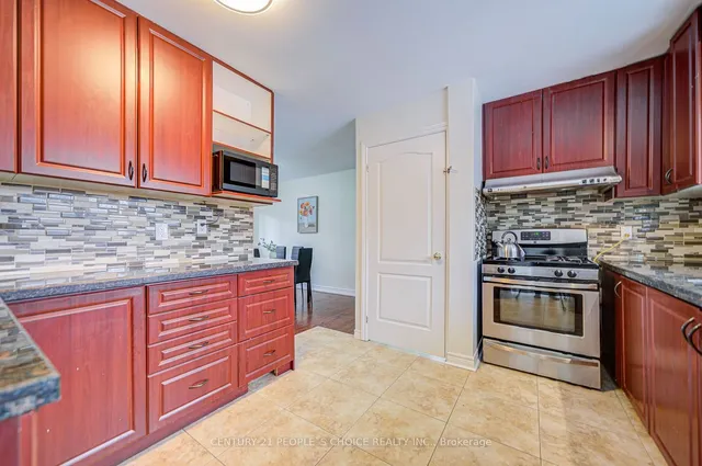 Additional image 10 of 5469 Randolph Cres