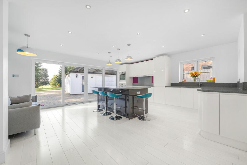 Additional image 21 of Worlds End Lane, Orpington, BR6