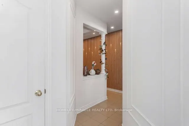 Additional image 5 of 452 Nairn Circ