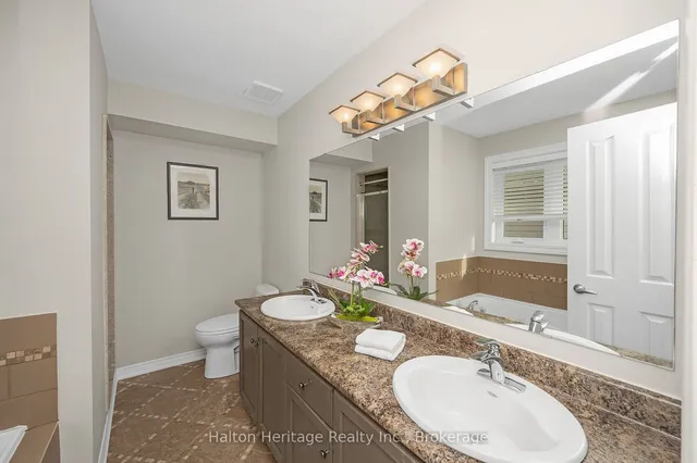 Additional image 20 of 32 Waterwheel Cres