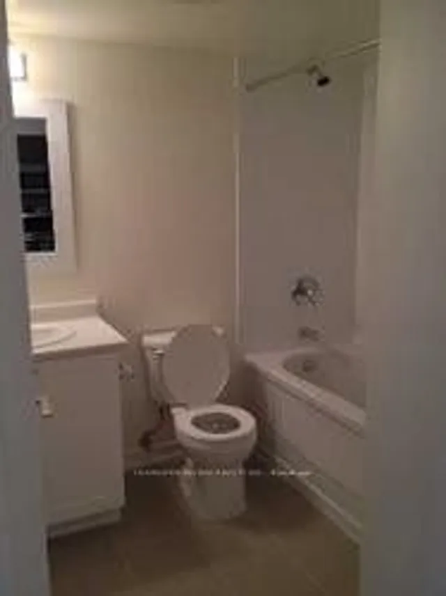 Additional image 7 of 812 Lansdowne Ave Unit 718