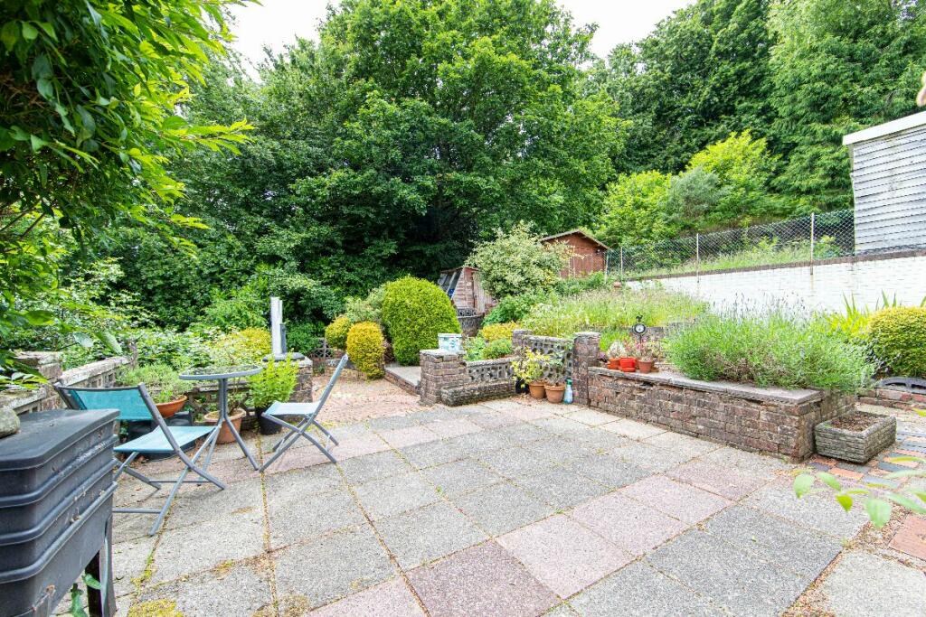 Additional image 23 of Ashgrove, Edwardsville, Treharris