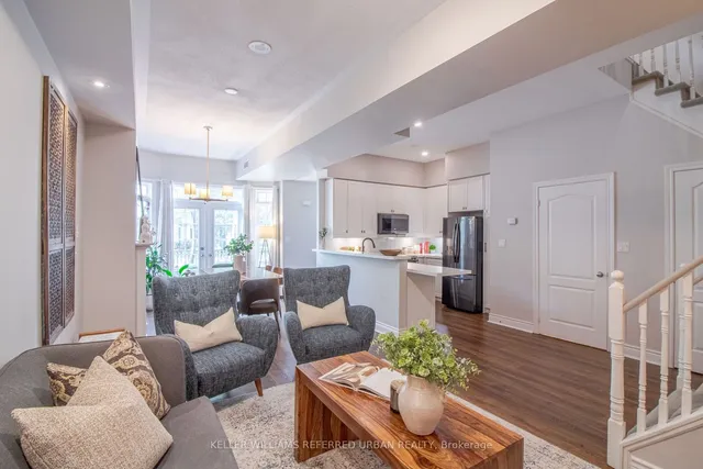 Additional image 5 of 1 Rean Dr Unit TH 15