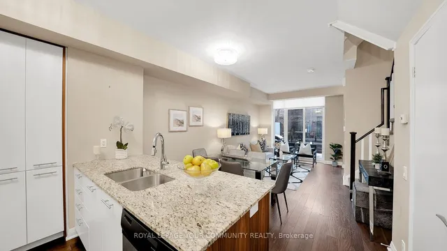 Additional image 9 of 15 Valhalla Inn Rd Unit TH12