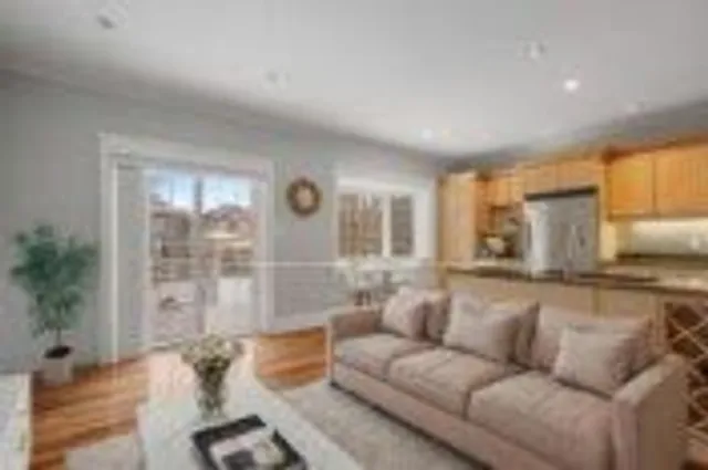 Additional image 10 of 247 Johnston Ave