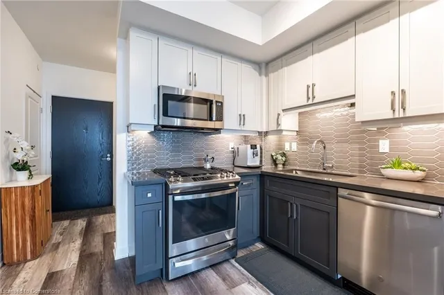 Additional image 19 of 2007 James St Unit 1305