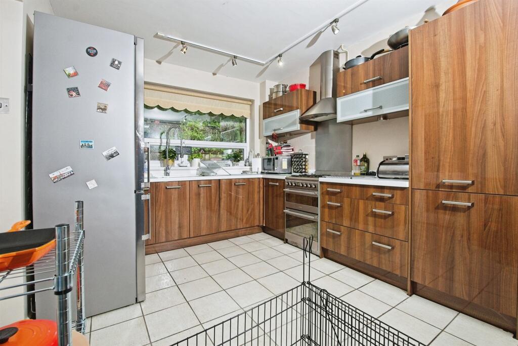 Additional image 11 of Hillcrest Drive, Porth