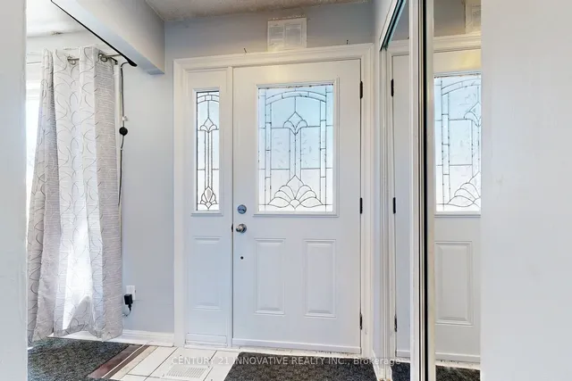 Additional image 4 of 18 Lowry Sq