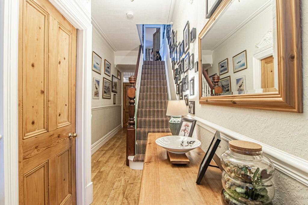 Additional image 34 of Lanelay Crescent, Pontypridd, CF37