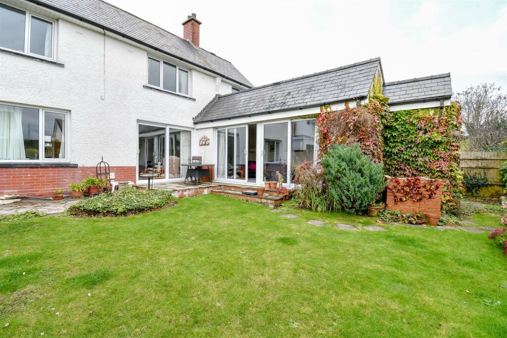 Additional image 18 of Trem Y Don, Barry