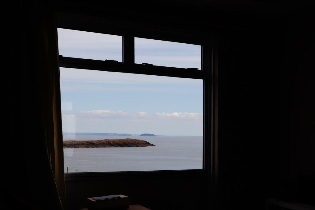 Additional image 13 of Sea Point, Barry