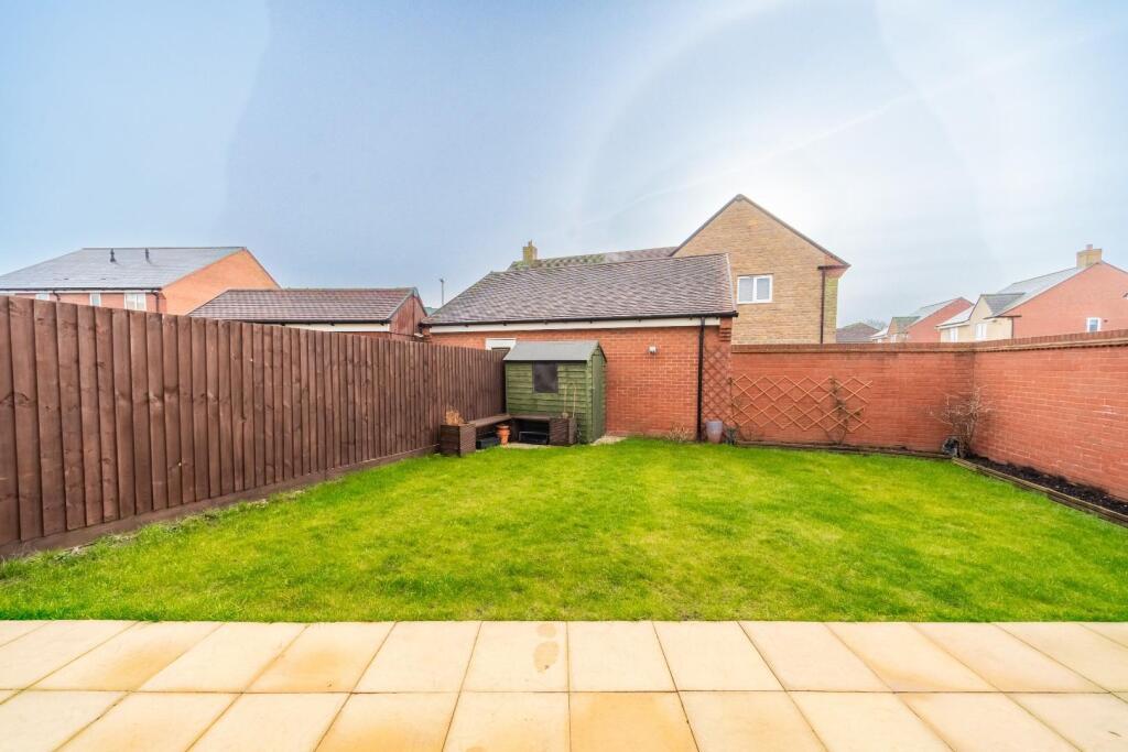 Additional image 10 of Well presented family home in Yatton's Chestnut Park