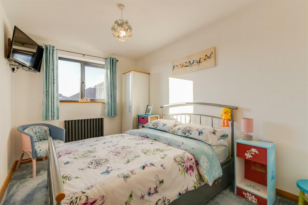 Additional image 7 of Cypress Gardens, Porthcawl, Bridgend County Borough, CF36 5BZ