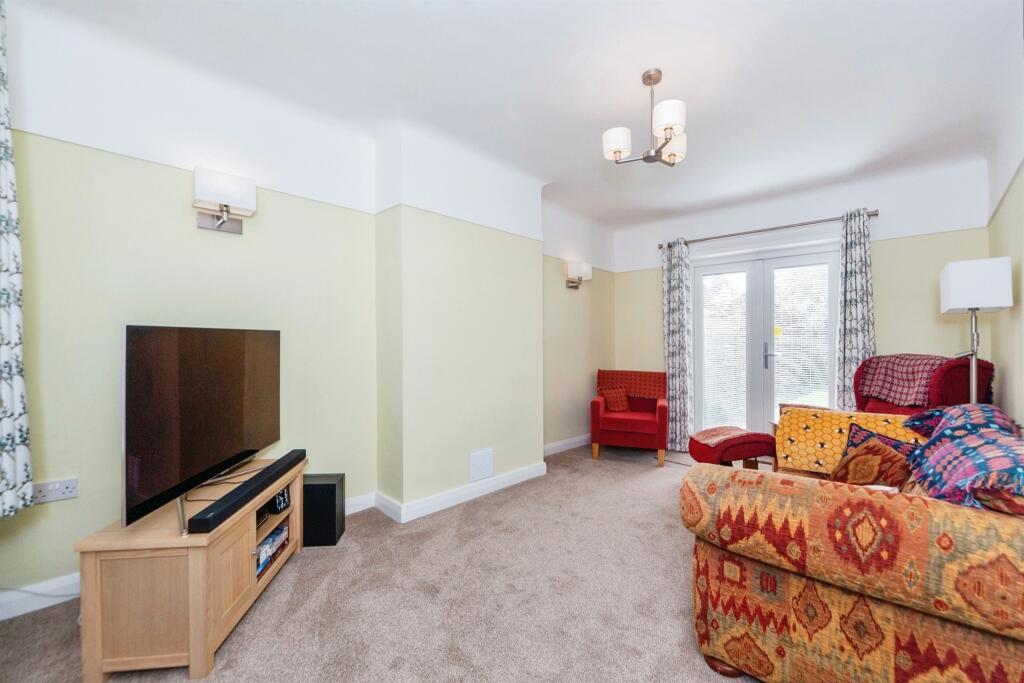 Additional image 7 of Curzon Close, Curzon Park North, Chester