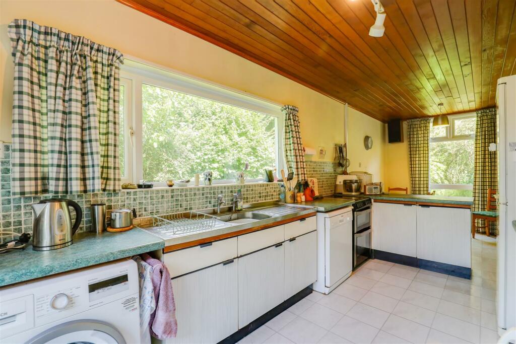 Additional image 5 of St. Hilary, Near Cowbridge, Vale of Glamorgan, CF71 7DP