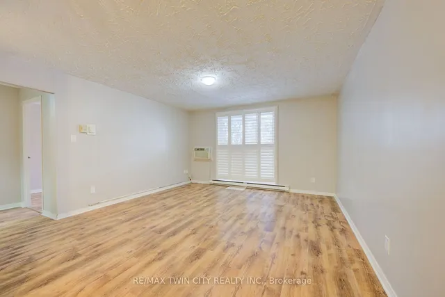 Additional image 10 of 24 Mooregate Cres Unit 202