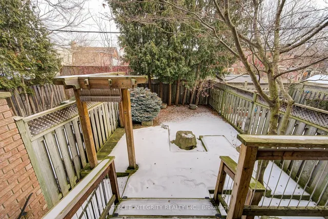 Additional image 38 of 17 Frankdale Ave