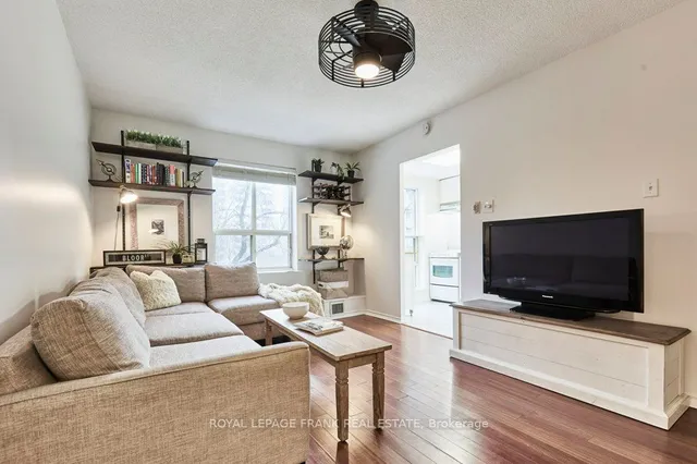 Additional image 31 of 88 Charles St Unit 301