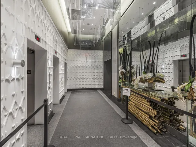 Additional image 4 of 32 Davenport Rd Unit 1704