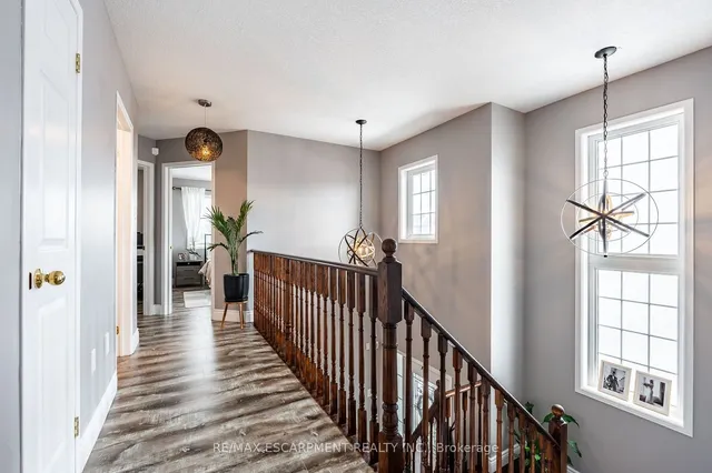 Additional image 23 of 3 Gowland Dr