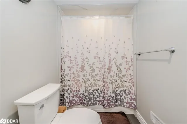 Additional image 26 of 55 Silver Aspen Cres