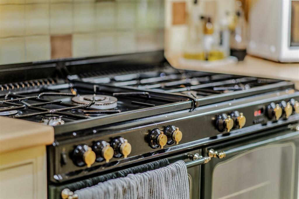 Additional image 54 of Gilbert Lane East, Barry