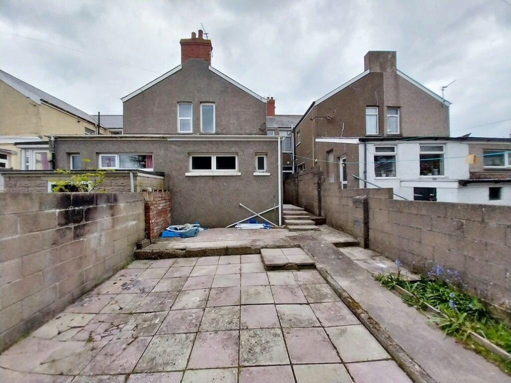 Additional image 17 of Highfield Avenue, Porthcawl, South Glamorgan, Bridgend (County of), CF36