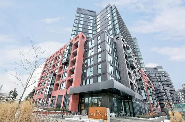 8 Tippett Rd Unit 215