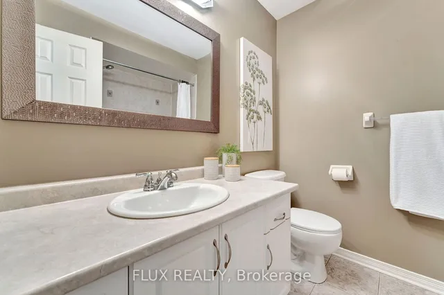 Additional image 26 of 399 HOBBS Cres