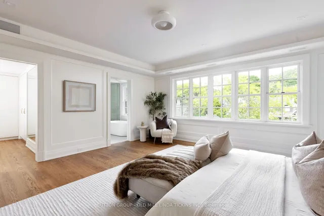 Additional image 23 of 88 Willingdon Blvd