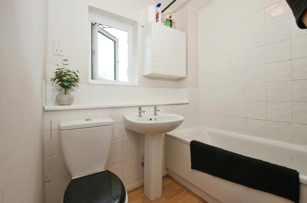 Additional image 5 of Gladeside Close, Thornhill, Cardiff