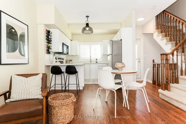 Additional image 5 of 2210B Gerrard St